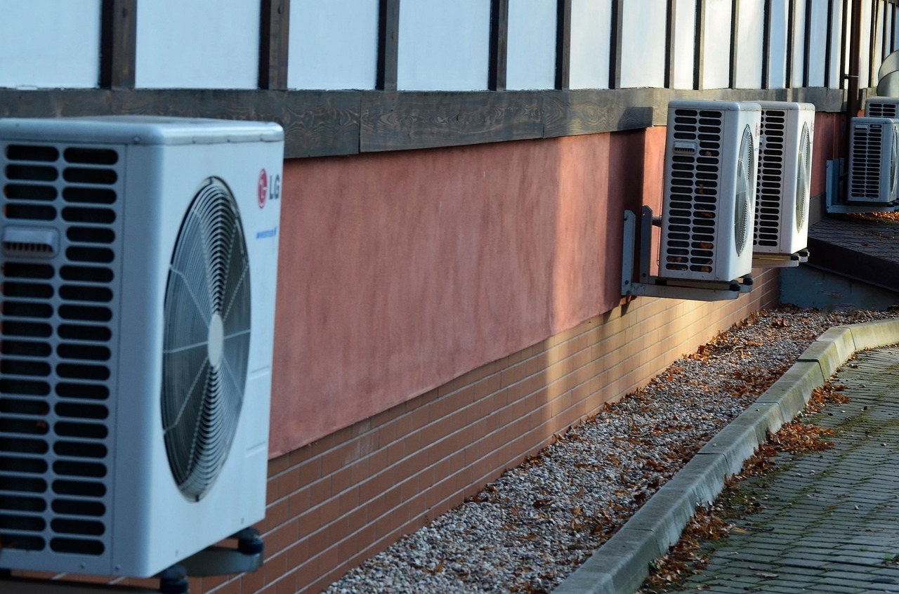 19 juin 2025À la une Actualités Aménagements intérieurs Rénovation énergétique Pompes à chaleur : une solution d’avenir qui séduit de plus en plus de foyers